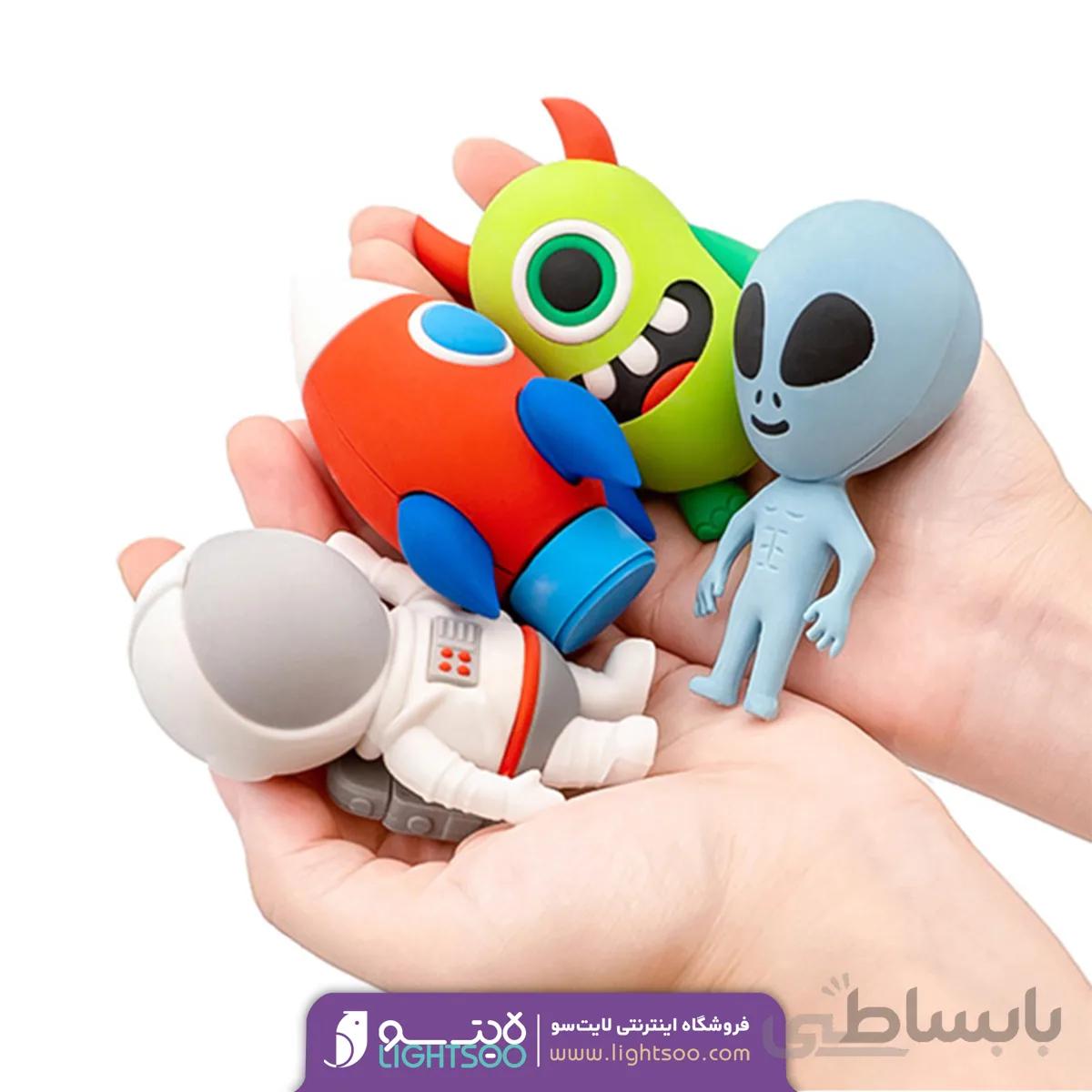 پاکن سایز بزرگ طرح فضانورد