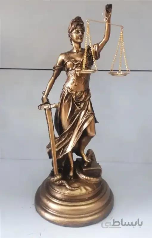 مجسمه پلی استر عدالت