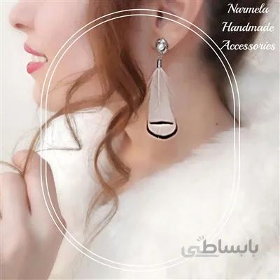 گوشواره پر سفید