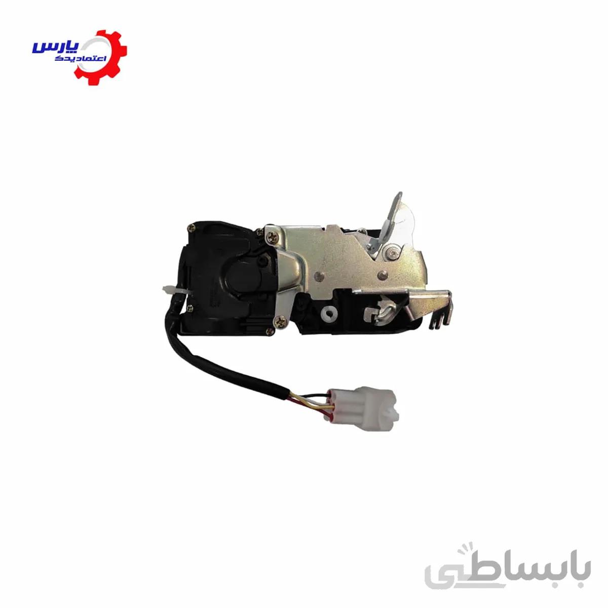 قفل و پمپ در جلو راست جک J5