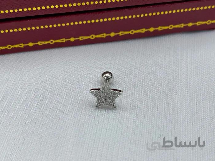 پیرسینگ گوش طرح ستاره سفید نگین دار