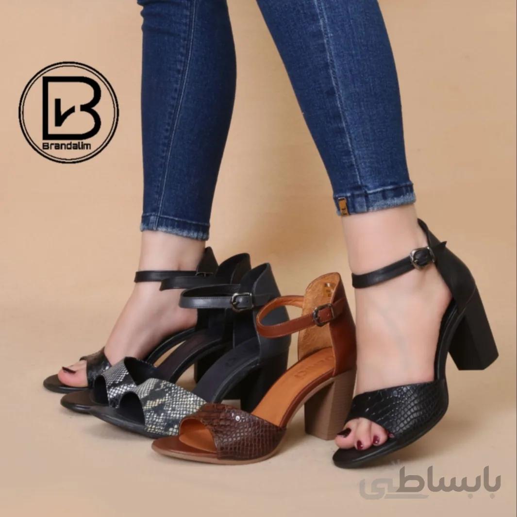 کفش پاشنه دار