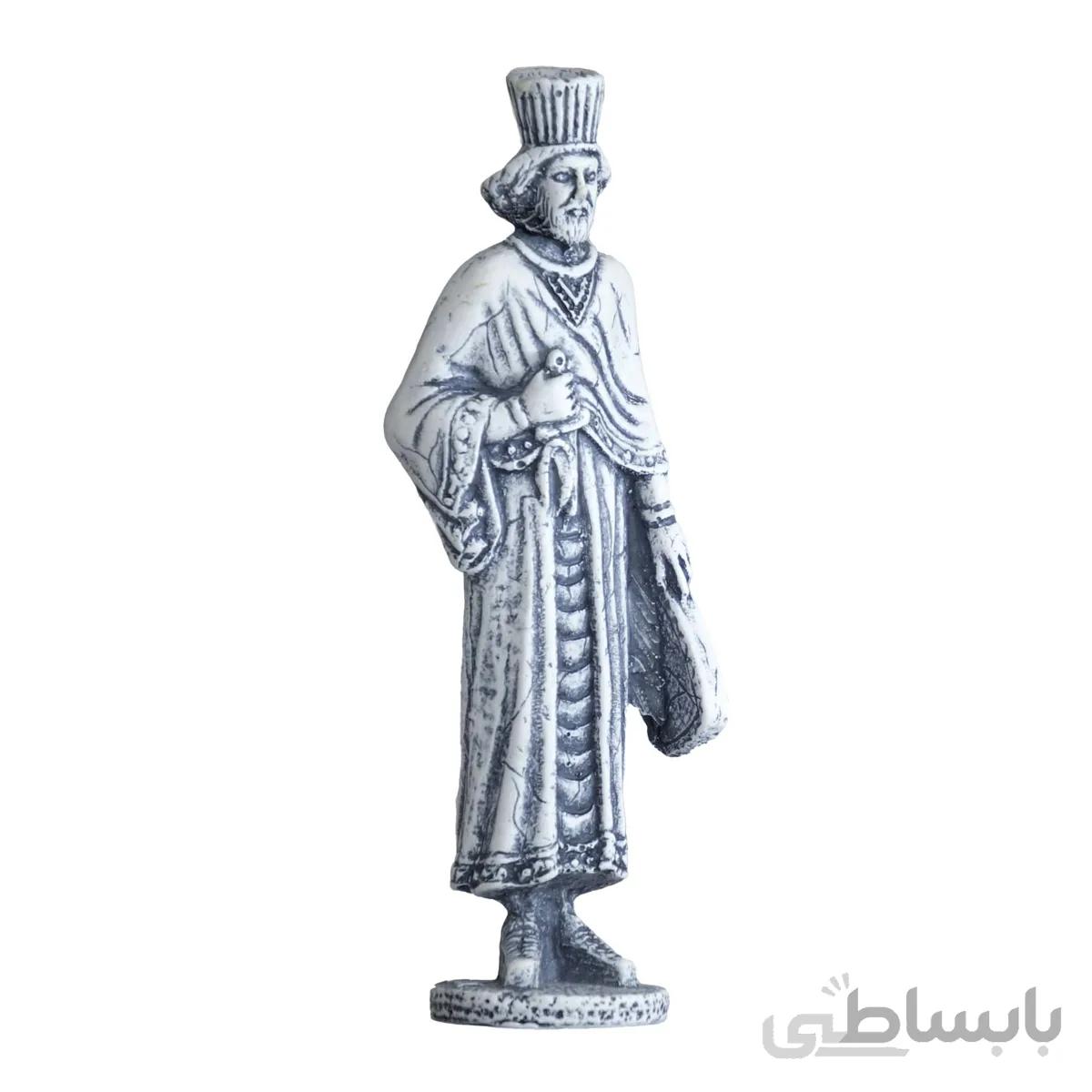 مجسمه وزیر هخامنشی
