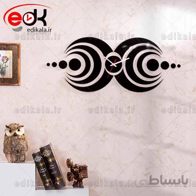 ساعت دیواری فانتزی طرح قمر در پنج رنگ