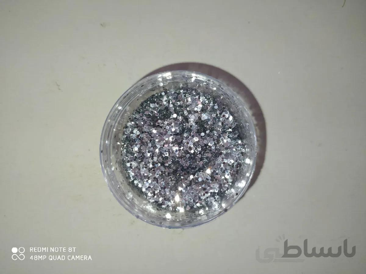 اکلیل دانه درشت نقره ای