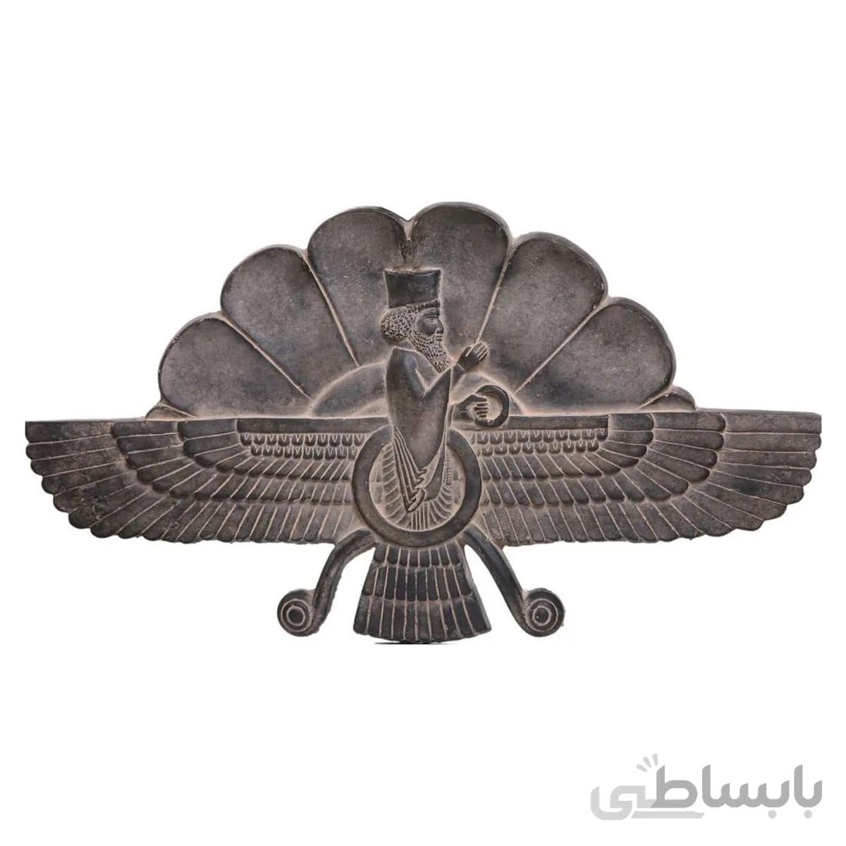 مجسمه تندیس و پیکره شهریار مدل کتیبه فروهر با گل لوتوس تندیس و پیکره شهریار کد MO910
