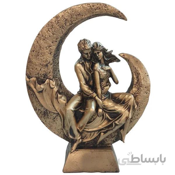 مجسمه مدل عشق ونداهایپر
