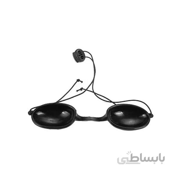 عینک لیزر بیمار