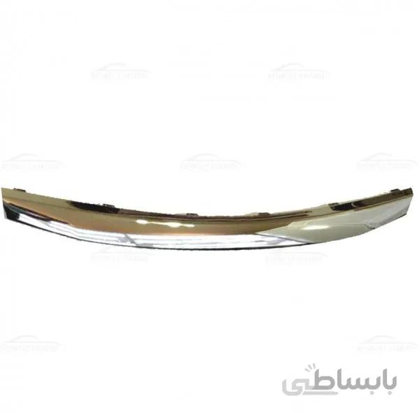 زه کروم جلو پنجره ساندرو