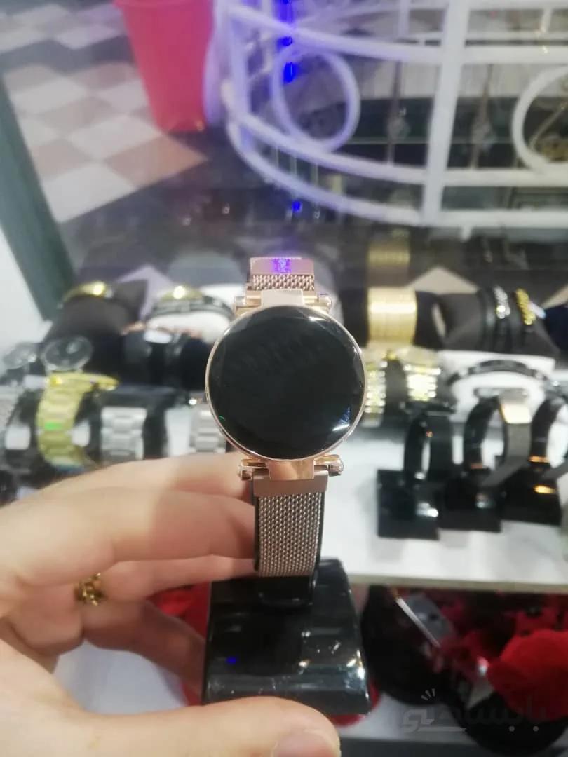 ساعت مگنتی -تاچ ال ای دی کد W002