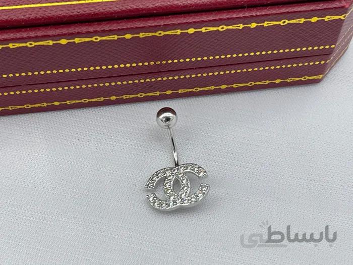 پیرسینگ ناف طرح شنل