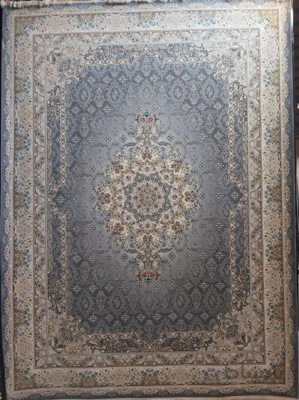 فرش طرح ماهان زغالی 1200 شانه گل برجسته