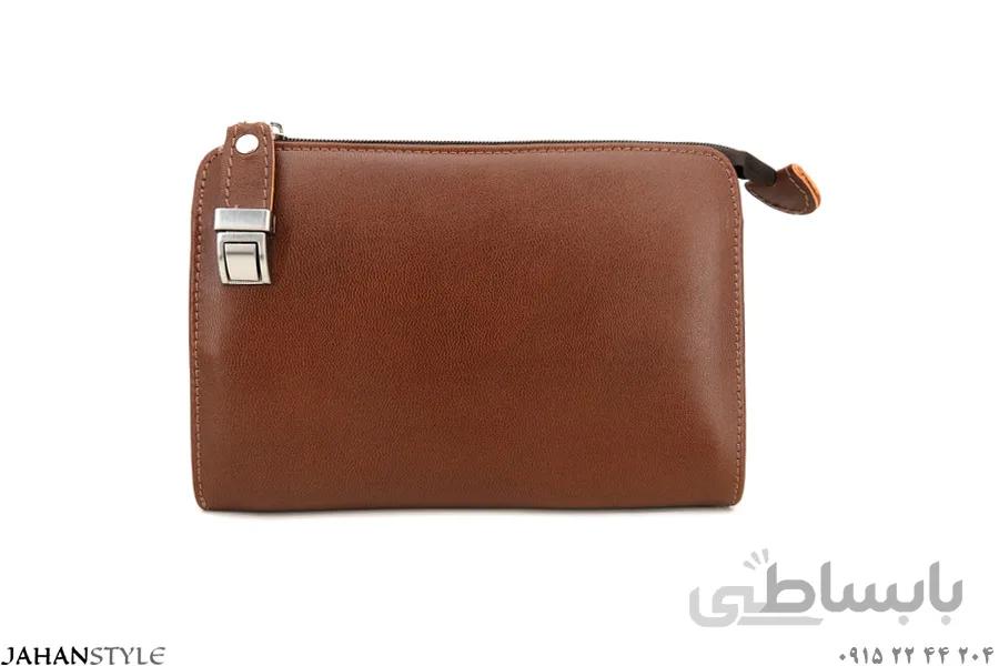 کیف دستی و دوشی اسپرت چرم طبیعی قهوه‌ای تیره
