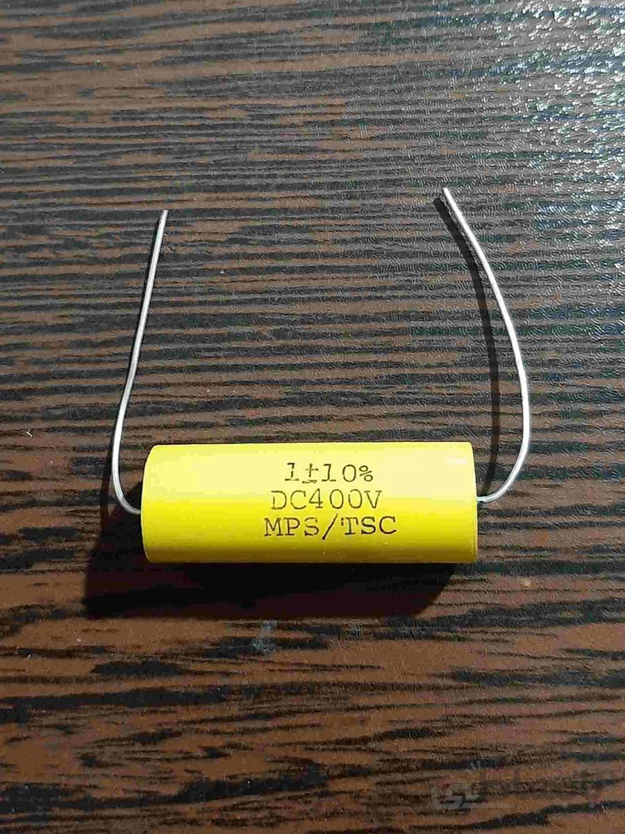 خازن اکسیال، ۱ میکروفاراد، ۴۰۰ ولت (۱uf 400v)