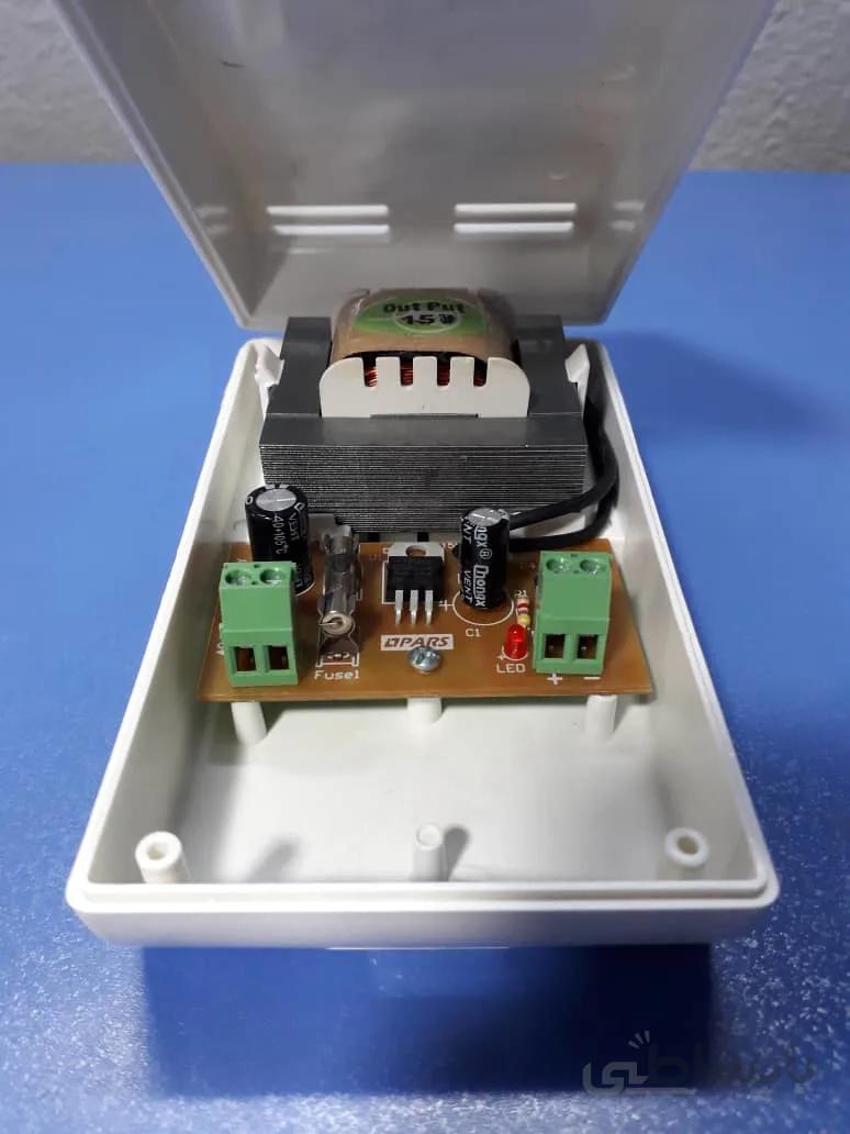 منبع تغذیه AC-DC پارس