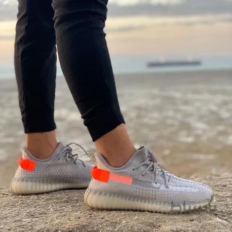 کتونی اصلی آدیداس یزی طوسی YEEZY BOOST 350 V2