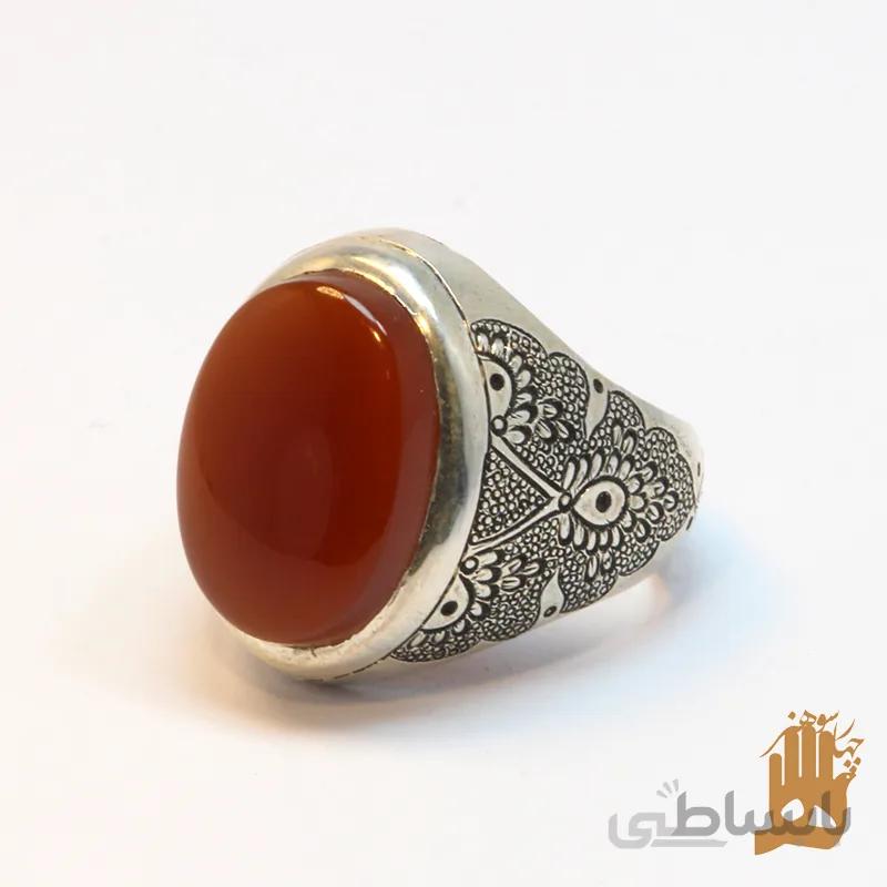 انگشتر فیلی قلم زنی نگین عقیق سرخ یمنی
