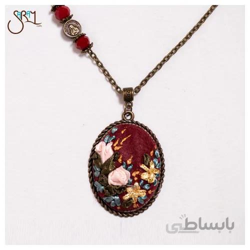 گردنبند دست ساز برنجی گلدوزی مدل 1710