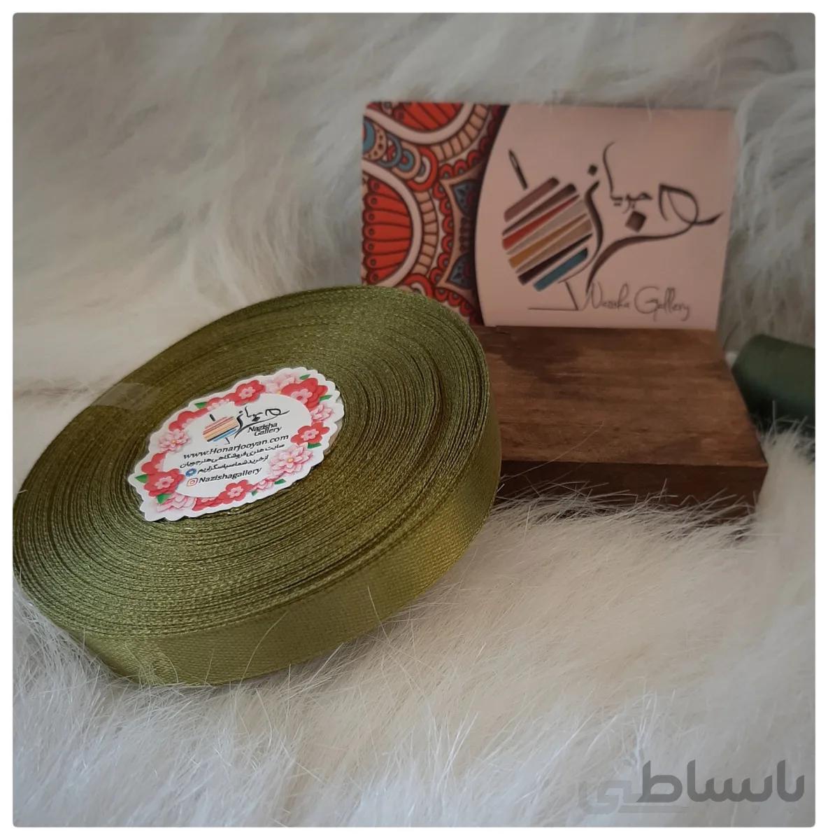 روبان ساتن 1.3 سانت سبز زیتونی تیره رول کامل