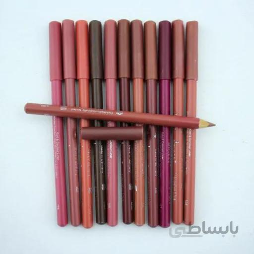 خط لب سه گوش دوسه Doucce lip liner