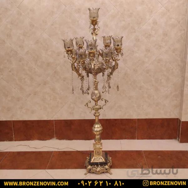 آباژور برنزی ایستاده کنار سالنی طرح فرشته کد ۵۰۹