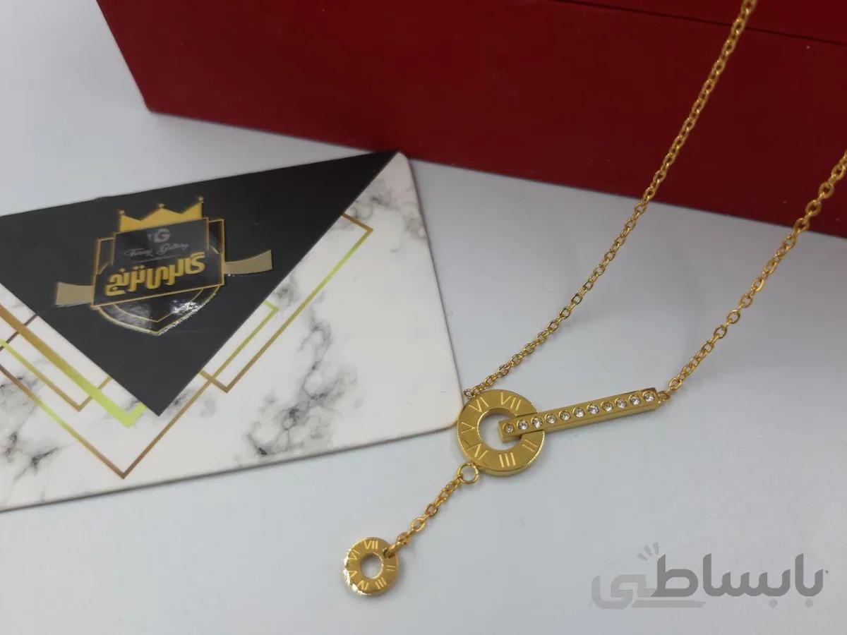 گردنبند طرح کلید طلایی نگین دار با آویز