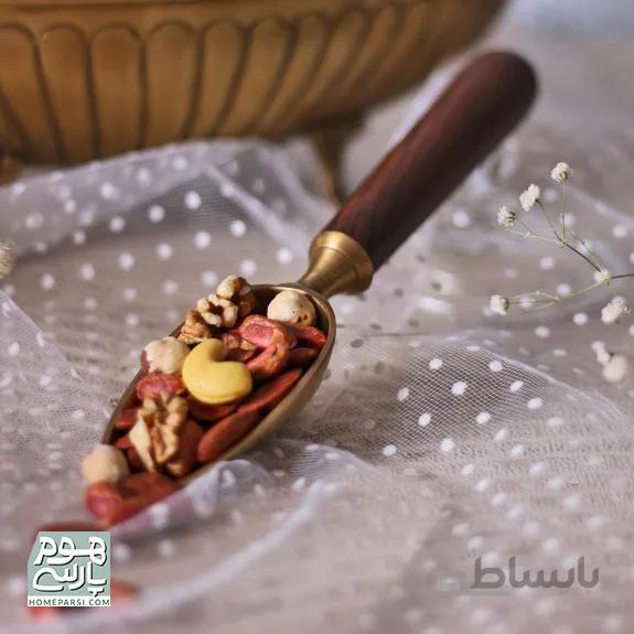 قاشق آجیل دسته چوبی برنجی کد 54662