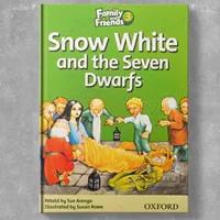 Family Readers 3: Snow White and the seven Dwarfs