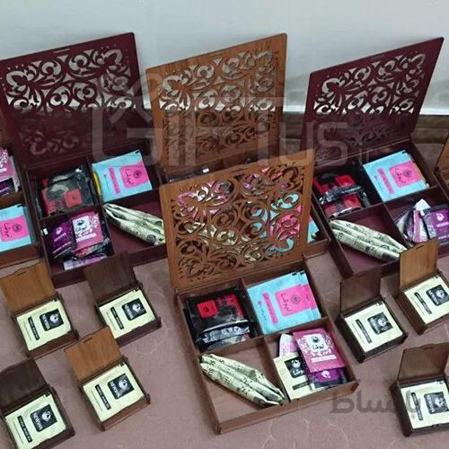 جعبه پذیرایی مدل مینیاتوری مشبک با محتویات(کد2)