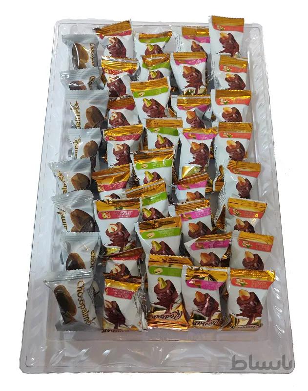 سینی پذیرایی خرمای شکلاتی با 5 مغز مخلوط