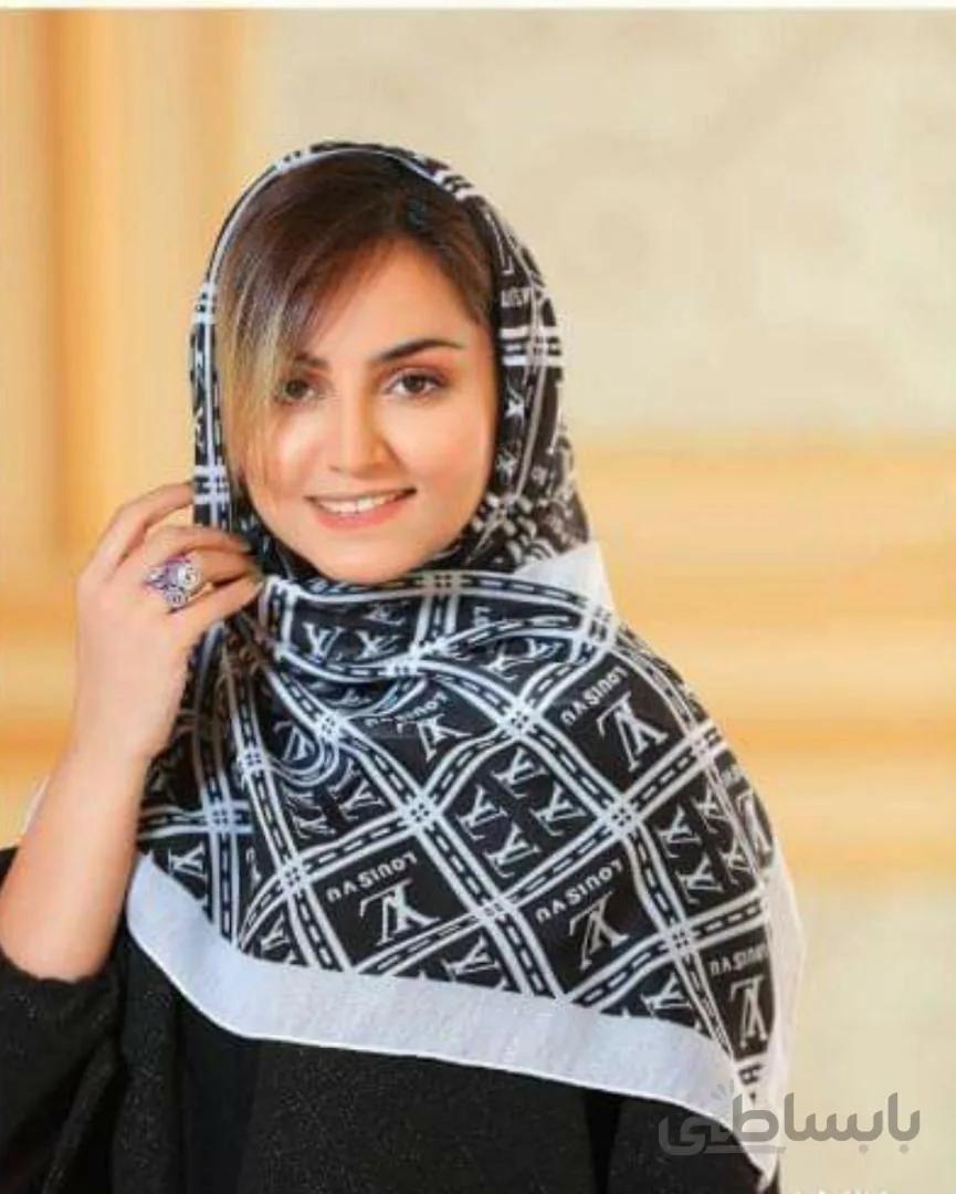 مینی اسکارف نخی LV