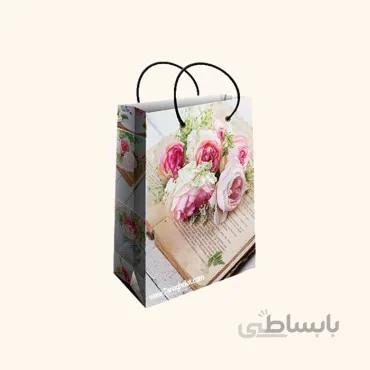 ساک کادویی کوچک طولی سایز 2 طرح گل رز سفید صورتی