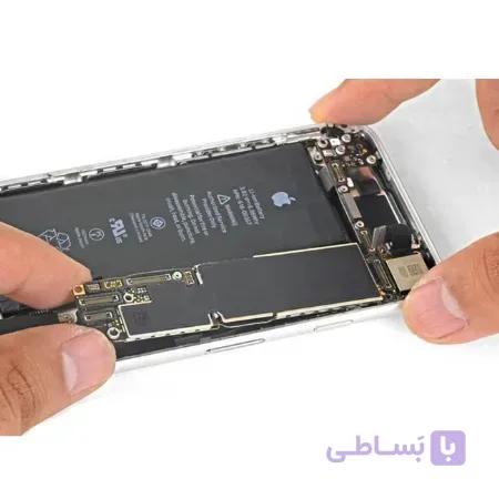 برد  آیفون iPhone 8