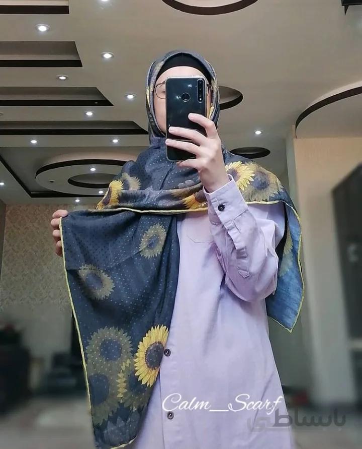 روسری نخ نگینی طرح گل آفتابگردان