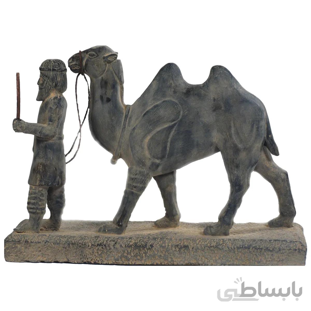 مجسمه تندیس و پیکره شهریار مدل هدیه اور رخجی حجمی کد MO2420