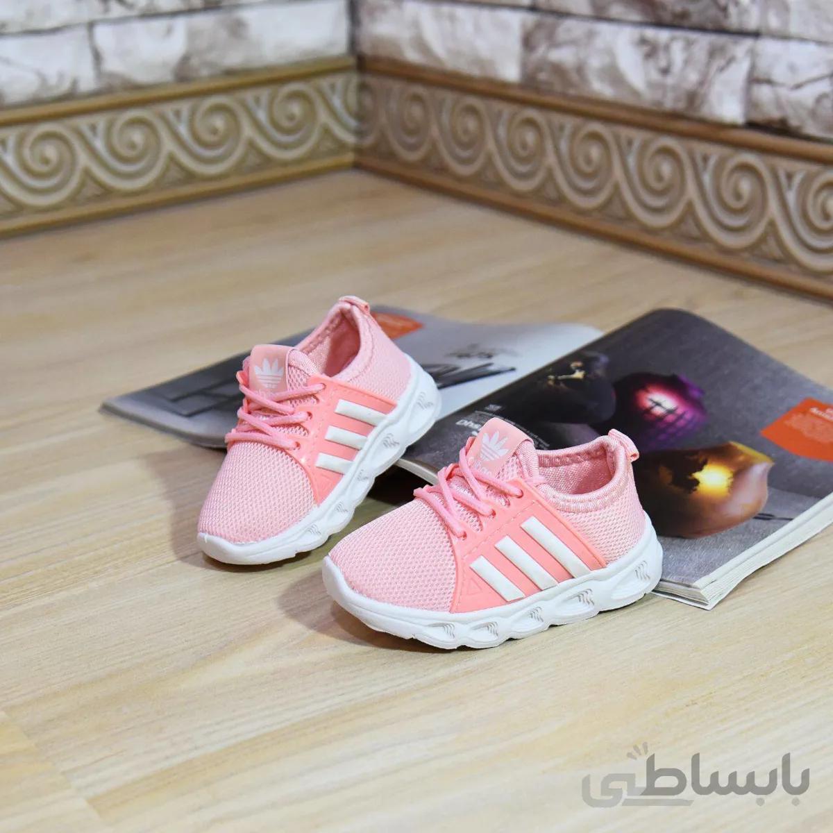 کتونی ادیداس کنفی صورتی