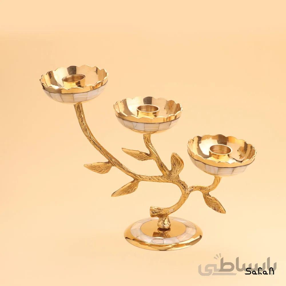 شمعدان برنجی و صدفی طلایی پایه دار مدل نیلوفر سه شعله درختی