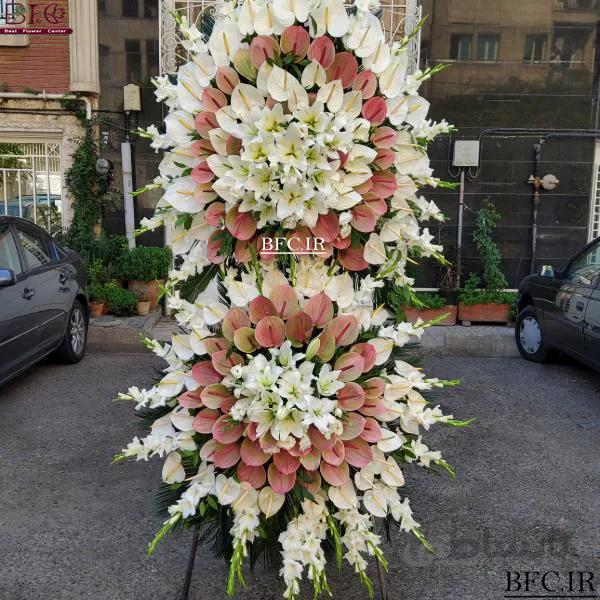 سبد گل پایه دار کد 1079779