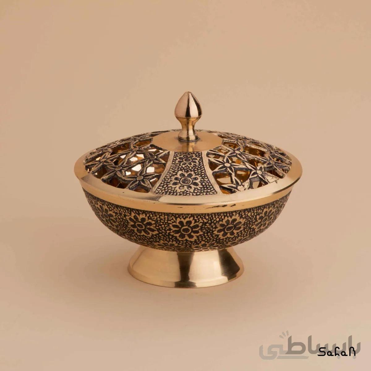 شکلات خوری برنجی طلایی مدل مشبک ستاره