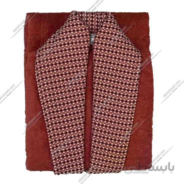 حوله تن پوش طرح یاس قرمز