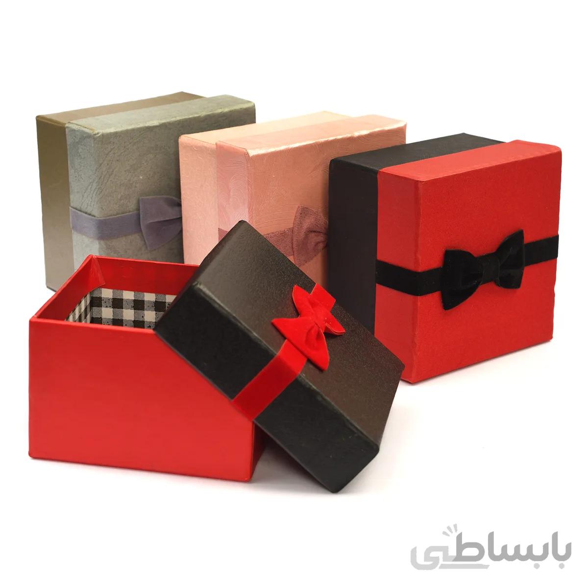 جعبه کادویی مربع کوچک