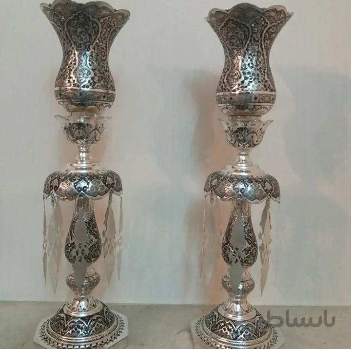 جفت شمعدان لاله آویزدار سیاه قلم نقره نما کد ۱۰۱۱۳۲