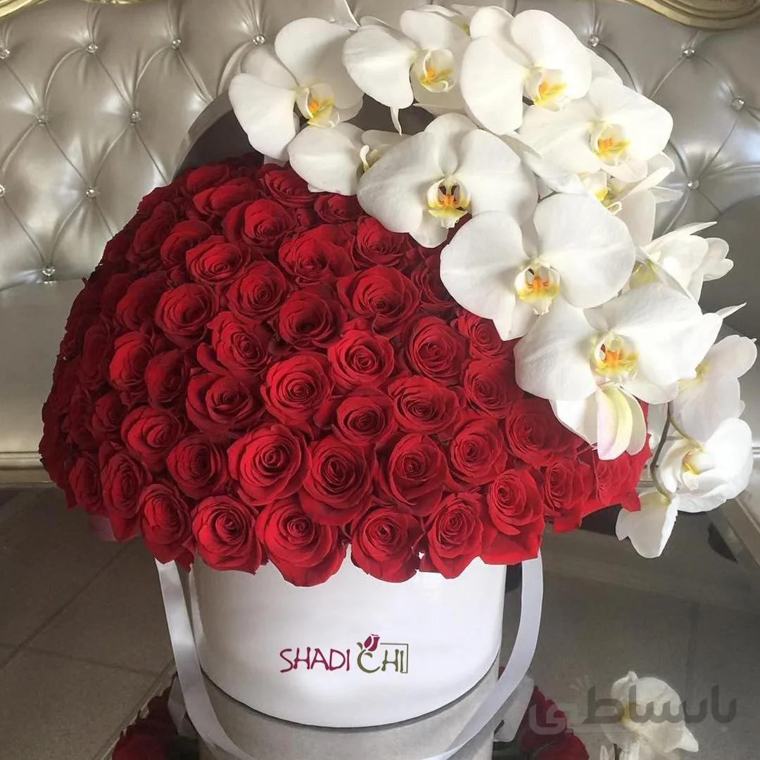 باکس گل رز لاکچری شماره ۱۶۲