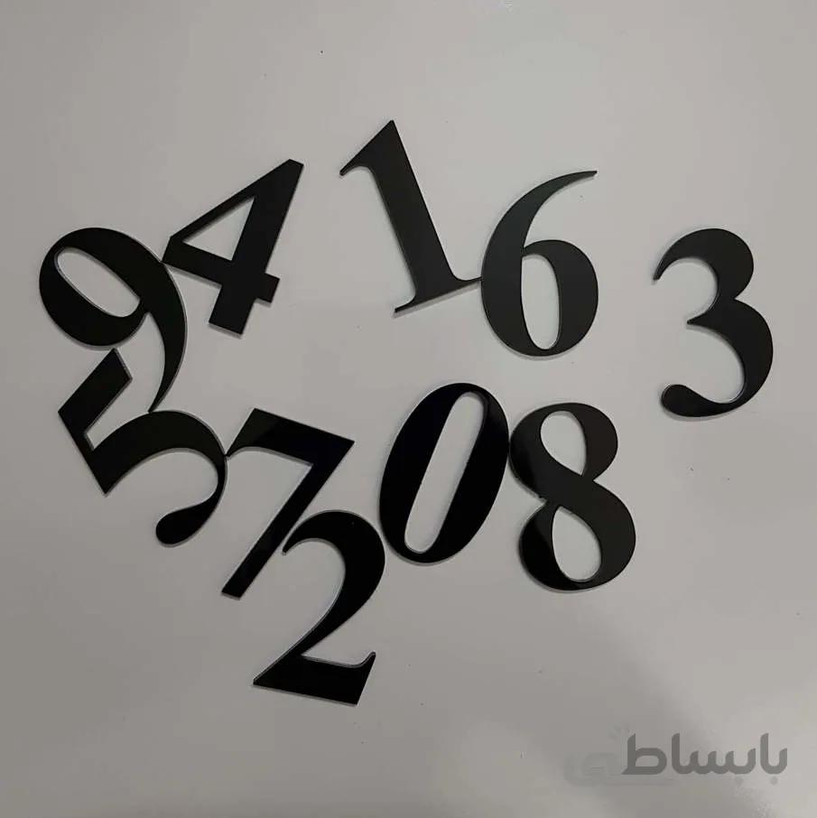 اعداد ساعت لاتین سایز متوسط (مشکی)