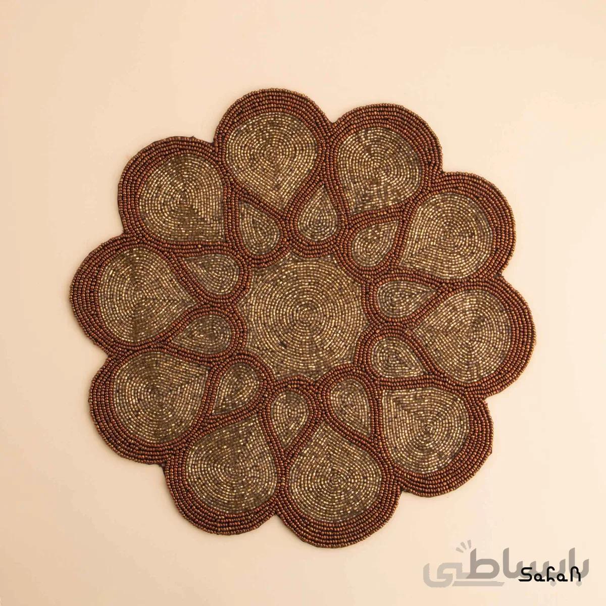 رومیزی منجوق دوزی مدل ده پر قهوه ای