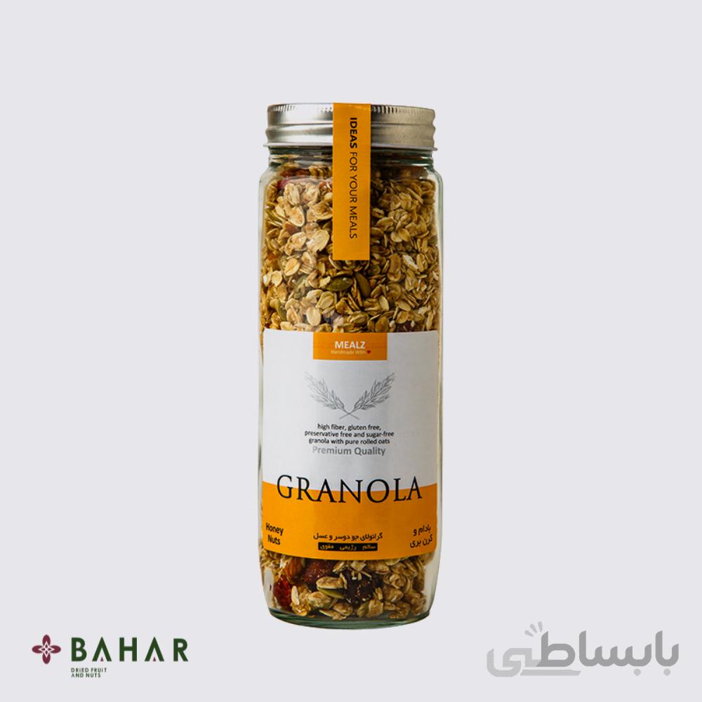 گرانولا بادام و کرنبری