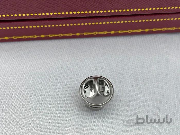 پیرسینگ گوش طرح فضایی خاص