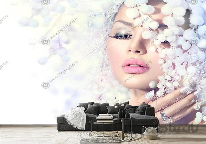 پوستر دیواری چهره زن میکاپ شده با مژه های بلند با زمینه روشن BA-4767