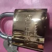 قفل اویز باتیس