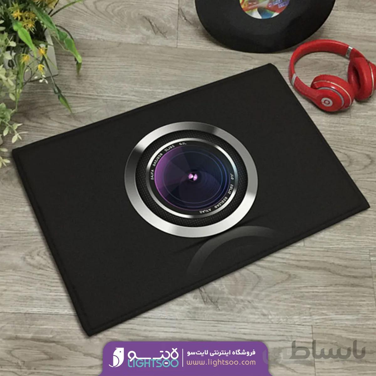 پادری کوچک فانتزی مخملی طرح لنز دوربین